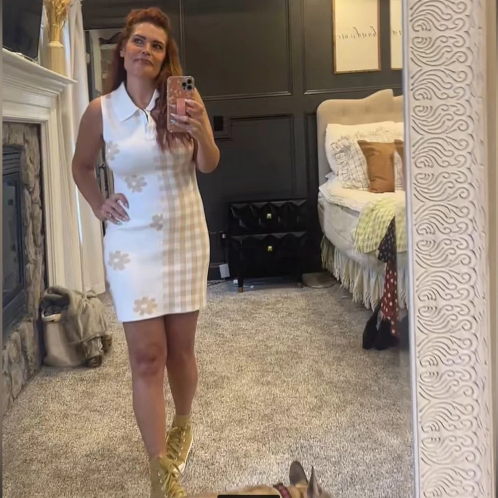 90's LV Flower child!! - Picture 4 of 4